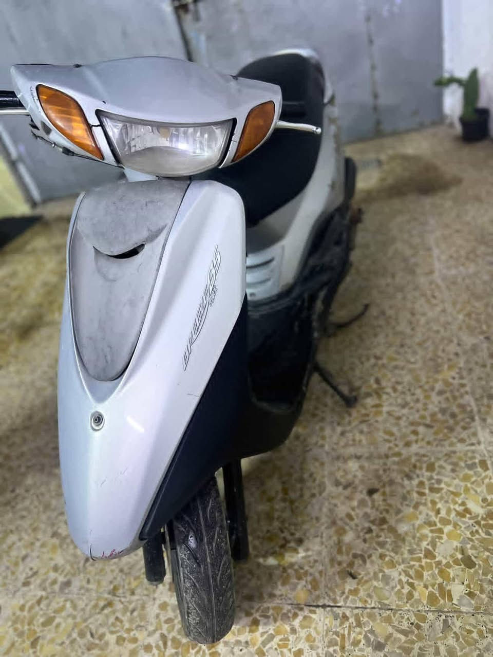 بريز للبيع دراجه نضيفه كلش سعر 550بيها مجال رقم ***********
