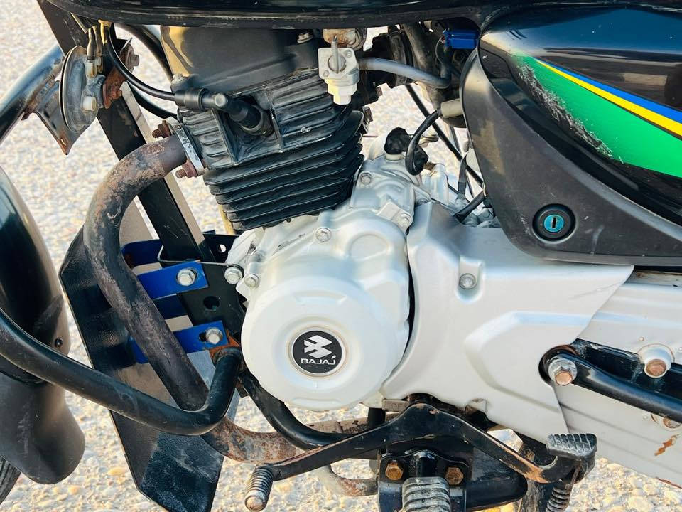 ‏سلام عليكم Boxer موديل 21 شكل 22 دراجة نظيفة كفالة عامة كهربائيات كلها شغالة رقم وسنوي مكان البصرة القرنة ￼ الثغر***********
