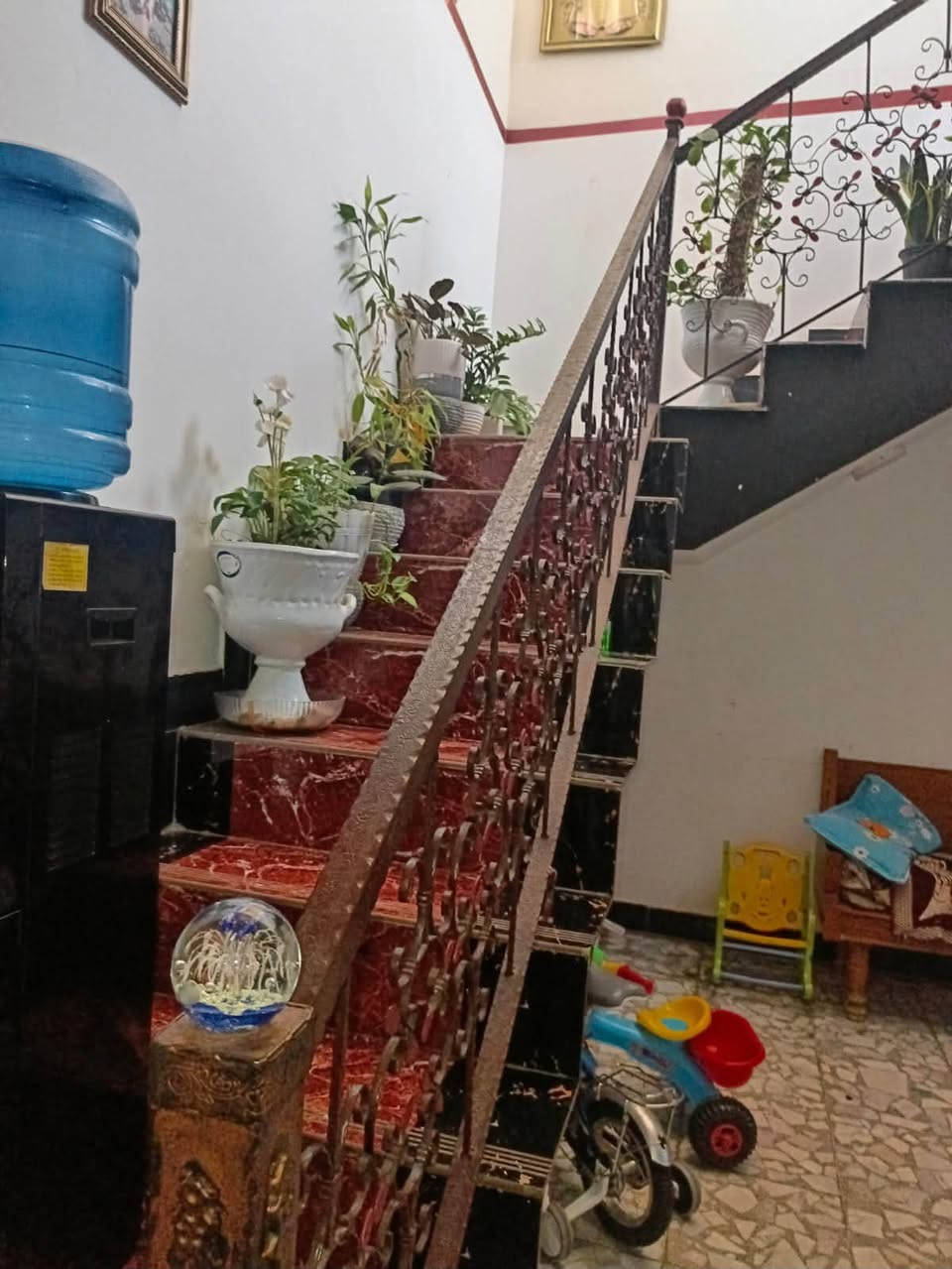🏠 / للبيع البيت مساحه100 طابو زراعي سند 25
              
                   واجهه 5متر والنزل 20(سعر مناسب كلش)

🧱 (بناء حديث درجه اوله )

الطابق الاول/ مطبخ . أستقبال . هول . غرفه . مجمع صحيات .  

🌏 الموقع / شارع 60 خلف مدينه حمورابي 

للأستفسار أكثر مراجعة مكتب 
شركة المدار للاستثمار والمقاولات العامة للمقاولات العامه والتصاميم الهندسية شارع 80.. قرب اسماك الشجيري مقابل أستدارة   
 ***********متوفر واتساب
***********

