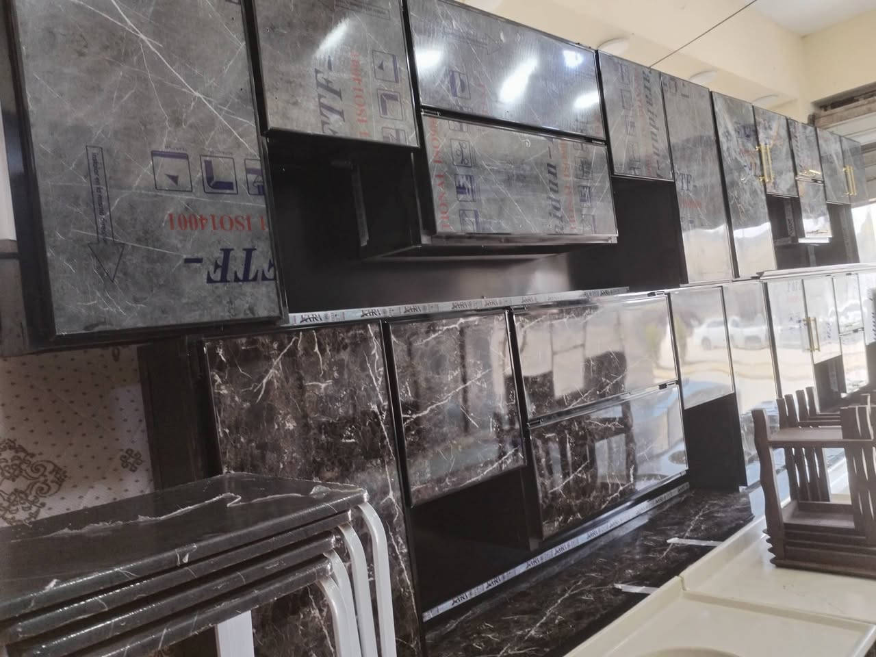 تم وصول كاونترات مترين ونص ومترين وتلاثه متر ومتر ونص الان في مجمع أم البنين ع للاثاث المستخدم وجديد العنوان واسط نعمانيه شارع جعفر الطيار مقابل معرض أبو نور للسيراميك اي استفسار مراسلة الصفحة او الاتصال على *********** /***********
