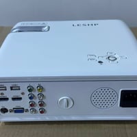 اخوان داتا شو عملاق عارض يستخدم لعرض الافلام أو للقاعات الدراسية جديد ...