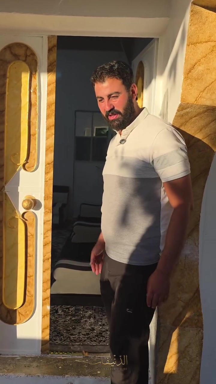 من أعمالنا في مدينة جاسم :
منزال السيد موسي الحناوي (ابو احمد) م̷ـــِْن بلده زمرين
الف مبروك
نصمم لك عالم الراحة...بذوقٍ يُجسِّد هويتك
✨•"الدنيفات... حيث يكون البيت تحفة." ✨
-  تصميم هادئ بلمسة ترف ناعمة.
في معرض الدنيفات للمفروشات ..
لمساتنا تصنع الفرق، وجودتنا تروي القصة. 💎
📢 الدنيفات للمفروشات والستائر 
كل ما يحتاجه بيتك من لمسة فخامة وأناقة ✨

🪟 ستائر فاخرة بتصاميم مميزة
🪞 سجاد – مكيت – حصر ( بأجود الخامات ) 
🛏️ مسابل – ديباجات – حرامات ( تحمل بصمة الأناقة ) 
🛋️ مجالس عربية بجميع أشكالها

🌟 جودة لا تُضاهى✦ تصميم فاخر ✦ سعر يناسبك
⚡ لقسم الكهربائيات والأجهزة المنزلية:
🔌أجهزة كهربائية منزلية متكاملة (برادات، غسالات، أفران، ...).
🔥أجهزة تدفئة وغازات حديثة وآمنة
📍 الموقع:درعا.جاسم. الحي الغربي - طريق العالية ـ مقابل المدرسة السابعة 
https://www.instagram.com/reel/DZ6qM3OIfLk/?igsh=MXM5b2t4YXduamNiYw==
🤎🤎
https://www.facebook.com/share/1GZNFZVDm8/

📞 للطلب والاستفسار:
📱 اتصال + وتساب : 0992025867
📱 اتصال + وتساب : 0957993703
#"بيتكم عنوان راحتكم، ونحن من يصوغ العنوان بأناقة "


**إذا كنت صاحب هذا الإعلان وتريد حذفه لأي سبب، رجاءا أرسل رسالة إلى الدعم الفني**