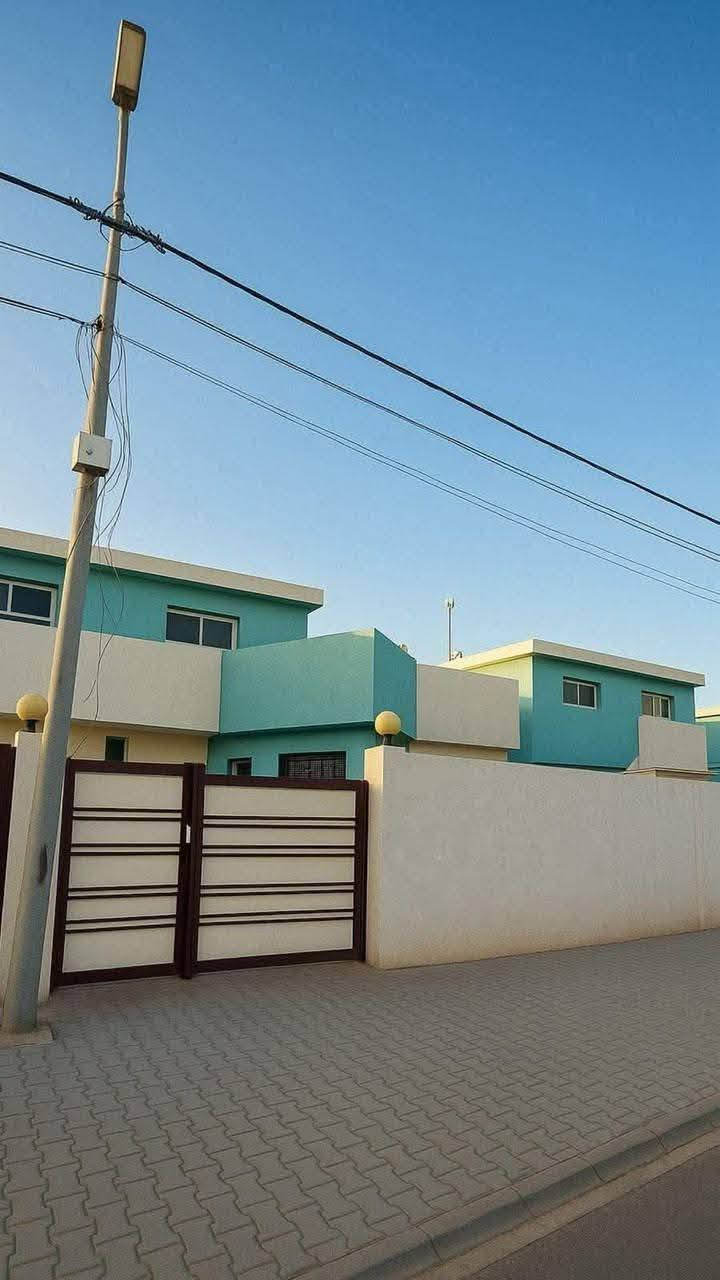📍 مجمع الكرار السكني – المرحلة الأولى
📐 المساحة: 200 متر 
✅ جاهز للسكن فورًا
🎓 قريب من المدارس
🛍️ قريب من المول والخدمات
⭐ موقع مميز و هادئ جداً 

💰 المقدمة: 108مليون فقط
🏦 والمتبقي يُسدد للمصرف العقاري 

📞***********
