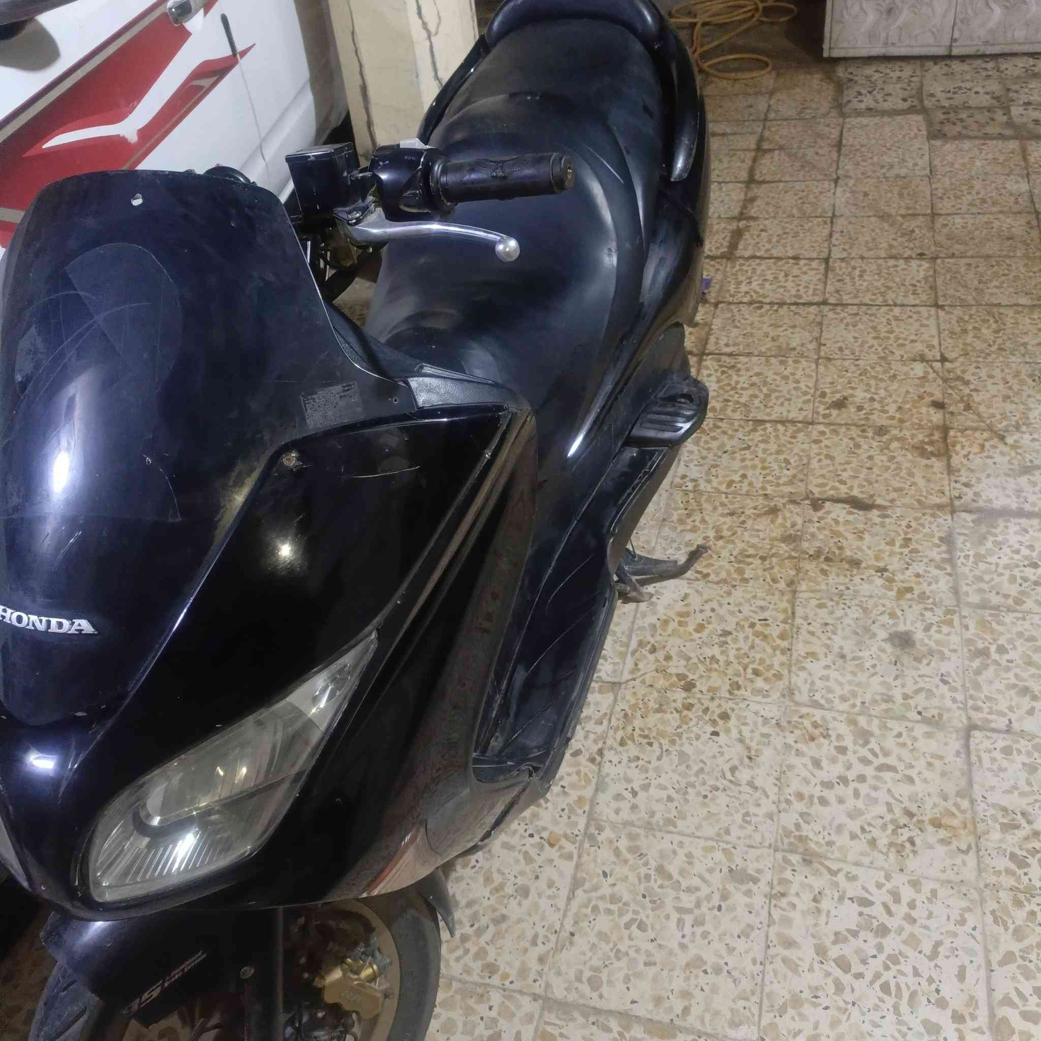 فورزا ٠٩ بس دير بانزين وين ما تريد تروح ٧٥٠


**إذا كنت صاحب هذا الإعلان وتريد حذفه لأي سبب، رجاءا أرسل رسالة إلى الدعم الفني**