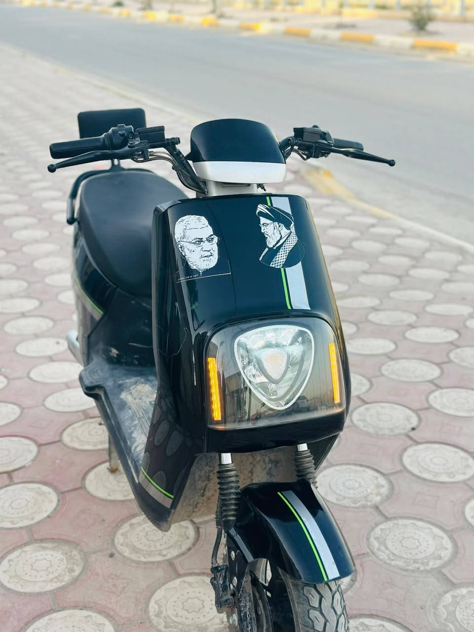 السلام عليكم دراجة شحن 6 بطاريات مصار الها شهرين ونص من طلعت من المعرض سعرها 600 وبيها مجال للطيبين مكاني كربلاء طويريج


**إذا كنت صاحب هذا الإعلان وتريد حذفه لأي سبب، رجاءا أرسل رسالة إلى الدعم الفني**