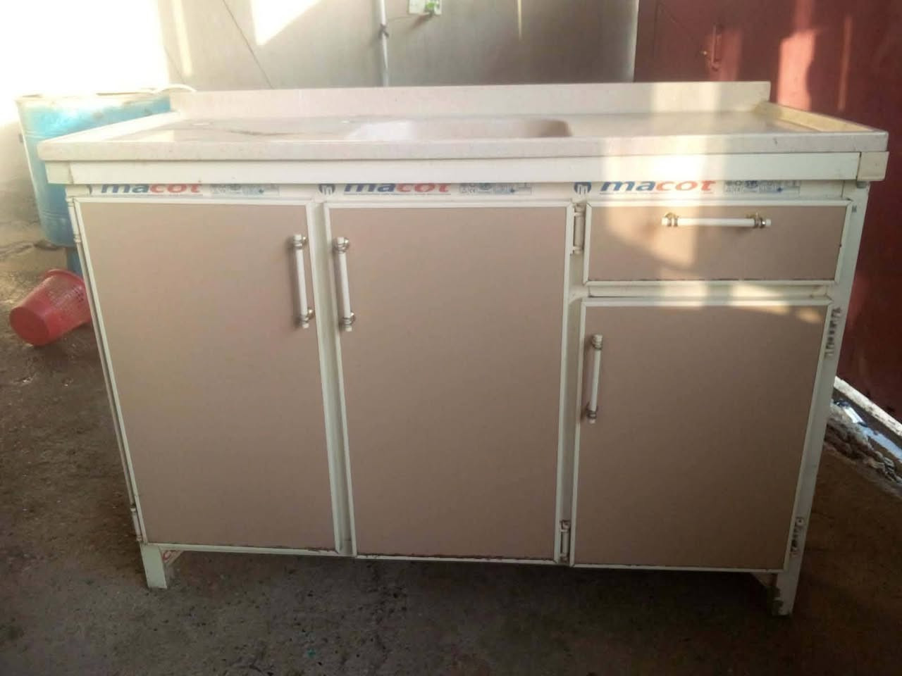 سنك مرمر ٣ ابواب *********** شراي اتصل عالرقم مامتواجد ع الفيس كركوك, العراق
