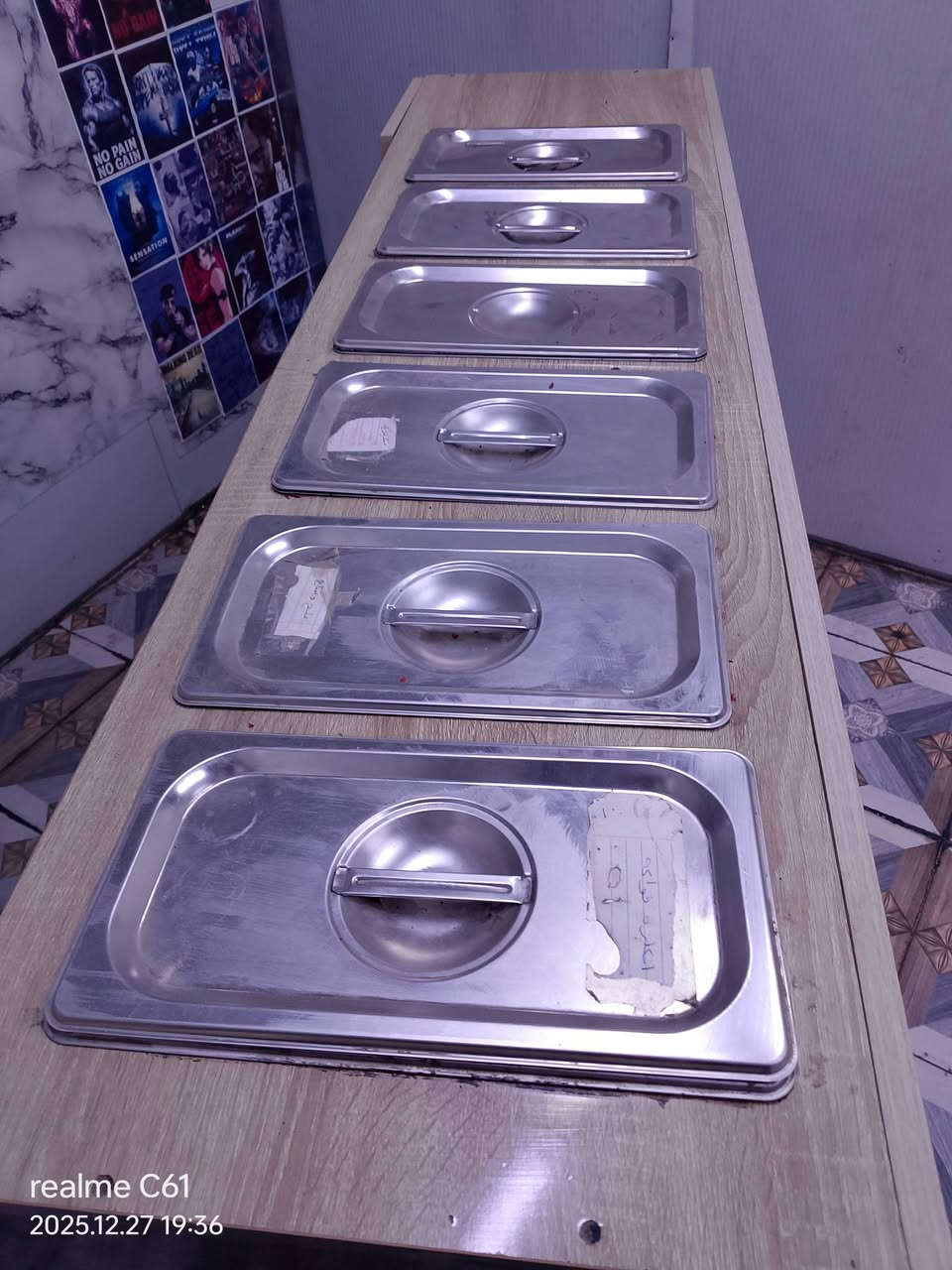 السلام عليكم ميز مال معسلات لبيع بي فطر بسيط مثل ماموضح بلصوره 
العنوان بغداد الرئاسه العبيدي شارع البرتقاله 
***********
