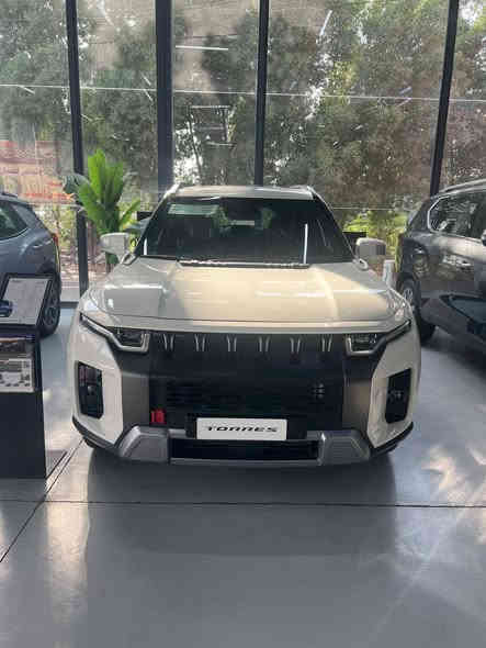 سلام عليكم ورحمة الله وبركاته 👋

 (للبيع او مراوس حسب القناعه 🔥✅)
 
  للعلم للعلم..
 (ضمان مكينه وگير وكهربائات ٣ سنوات) 
««كوري الصنع»»          KGM
    سياره توريس زيرو حره موديل 2024 فول 
اهم المواصفات: 
1فتحه
2بصمه ترحيب عن بعد
3رادارات
4كامره خلفيه HD
5حساسات خلفيه اماميه جوانب
6جنطه كهربائيه
7كشنات كهربائيه تبريد تدفئه السائق والركاب
8منضومه LED كامله
9شاشات عرض وتحكم اثنين بحجم كبير
10مرأه جانبيه قابله لطي
11محرك تيربوا
12مثبت سرعه 
13مثبت مسار
14سايد بريك بصمه
15تحكمات استيرن جانبين وتدفئه تبريد
16 الوان داخليه اناره غرفه العجله
17مقاعد جلد فاخره
18 عرض نسبه الاطارت بالشاشه
19شاشه اعطال كامله
 حره بدون رقم تترقم اي محافضه
السعر ٢٧٥ ورقه وبيه مجال 
للاتصال...او مراسله الصفحه.. 
***********
