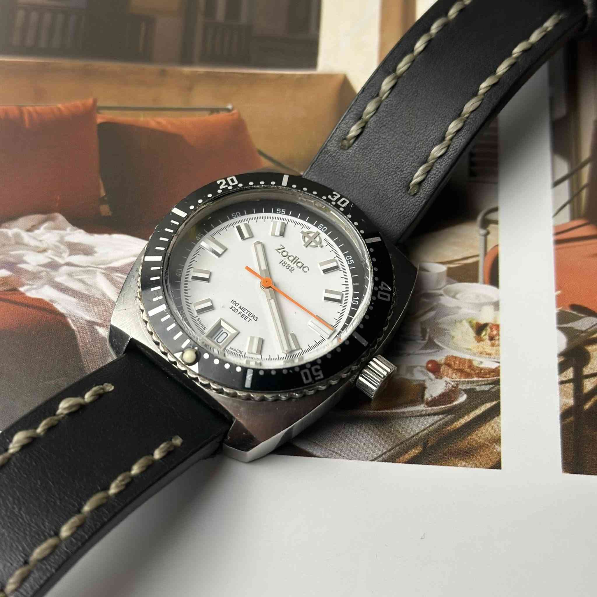 Zodiac
زودياك
کوارتز
القطر 39
مقاومة للماء
ديت عرض ليوم
نظافة ممتازة 
مكينة روندا 
السعر 110 الف


**إذا كنت صاحب هذا الإعلان وتريد حذفه لأي سبب، رجاءا أرسل رسالة إلى الدعم الفني**