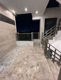 #للايجار شقه طابق اول ✅في زيونه محله 718  ✅مساحه الشقه 125م   ✅تحتوي ع...