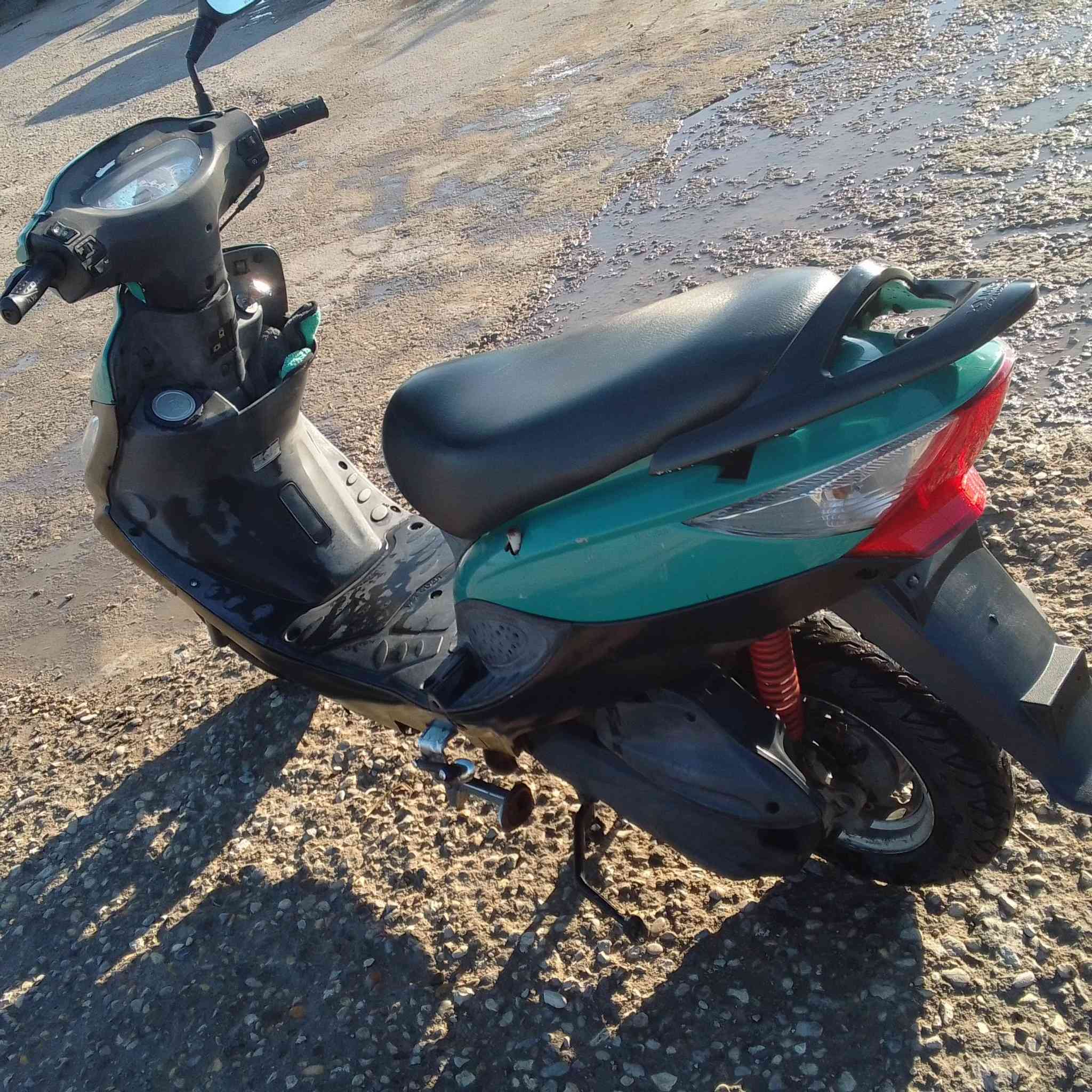 للبيع
كامكو موديل 13 طويله مكفوله كفاله عامه وكفرات ختم واحد شغاله وخير من الله 

السعر 675 الف وبيه مجال قليل للشراي 

مكاني الرفاعي - قرب جسر الشركات
للتواصل الاتصال على الرقم 
***********
