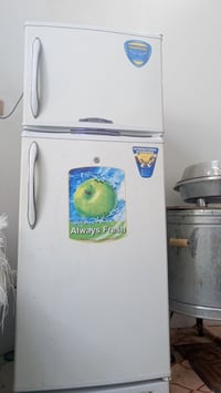 ثلاجه للبيع • عطل بسيط • اصليه