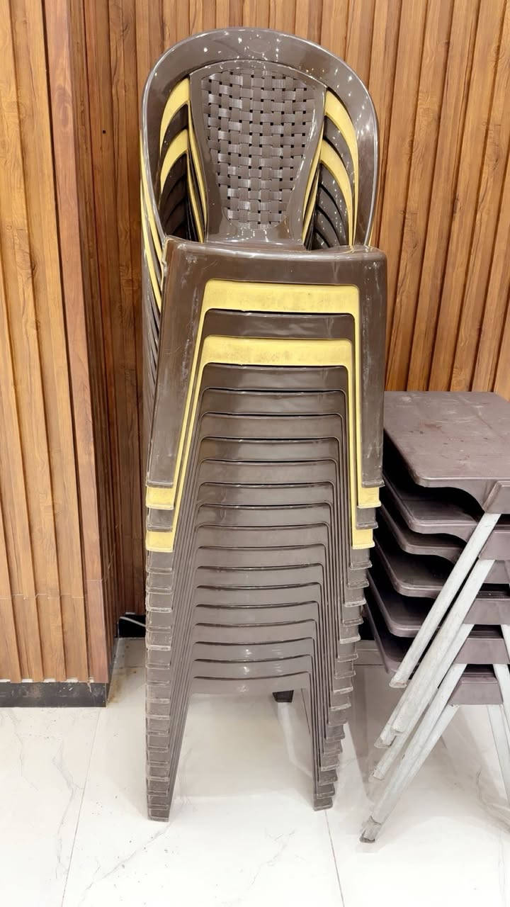 السلام عليكم  اخوان  عندي اغراض مستعمله  نضيفه  للبيييع  كراسي بلاستك  وميوزه  المراسله على نفس الصفحه


**إذا كنت صاحب هذا الإعلان وتريد حذفه لأي سبب، رجاءا أرسل رسالة إلى الدعم الفني**