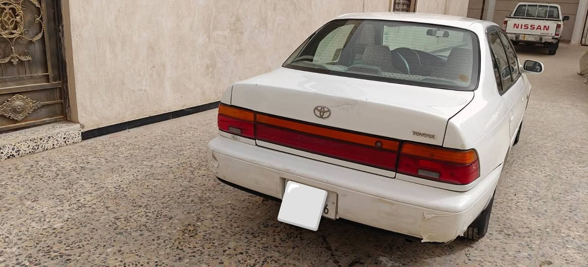 السلام عليكم كورلا موديل 95 جديده السياره بدون كصه حاويه.ادوات بيه رقم انكليزي.السعر 35 وبيها مجال.***********.عنوان البصره
