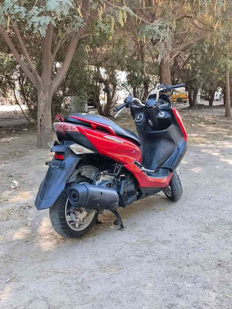 السلام عليكم
ياماها ماجسـتـا أس الحديث موديل 2017 🇯🇵ياباني 🇯🇵قبق نفخ طلاعات
للـــبـيــع كفالة عامة مكينة +كفرات 
الدراجة كاملة على اخر برغي مابيه نقص اوراق موجوده منفيس ومكاتبه كلش جديده الدراجه
 ✨ مواصفات ✨
راديتر
لايت عالي ناص 
اشاير يمنة يسرة
صندوك جك 
طلاعات
ستاند جانبي كهرباء 
مكينة 155سي سي 
بريك امامي خلفي دسك
موقع 📍بغداد بالغزاليه
السعر :700 وبيها مجال بسيط جدا
للاستفسار 👇🏻
‏‪‪0776 002 4076‬‬‏
