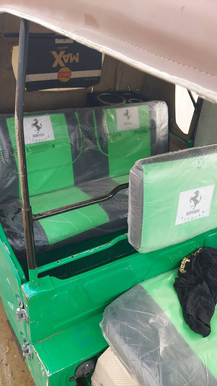 تكتك اللبيع اوراق...
٢١
تكتك مرتبه وكبل الشارع شوفت عينك ما ناقصه اي شي 
الشرااي يتصل مكاني كربلاء 
***********
