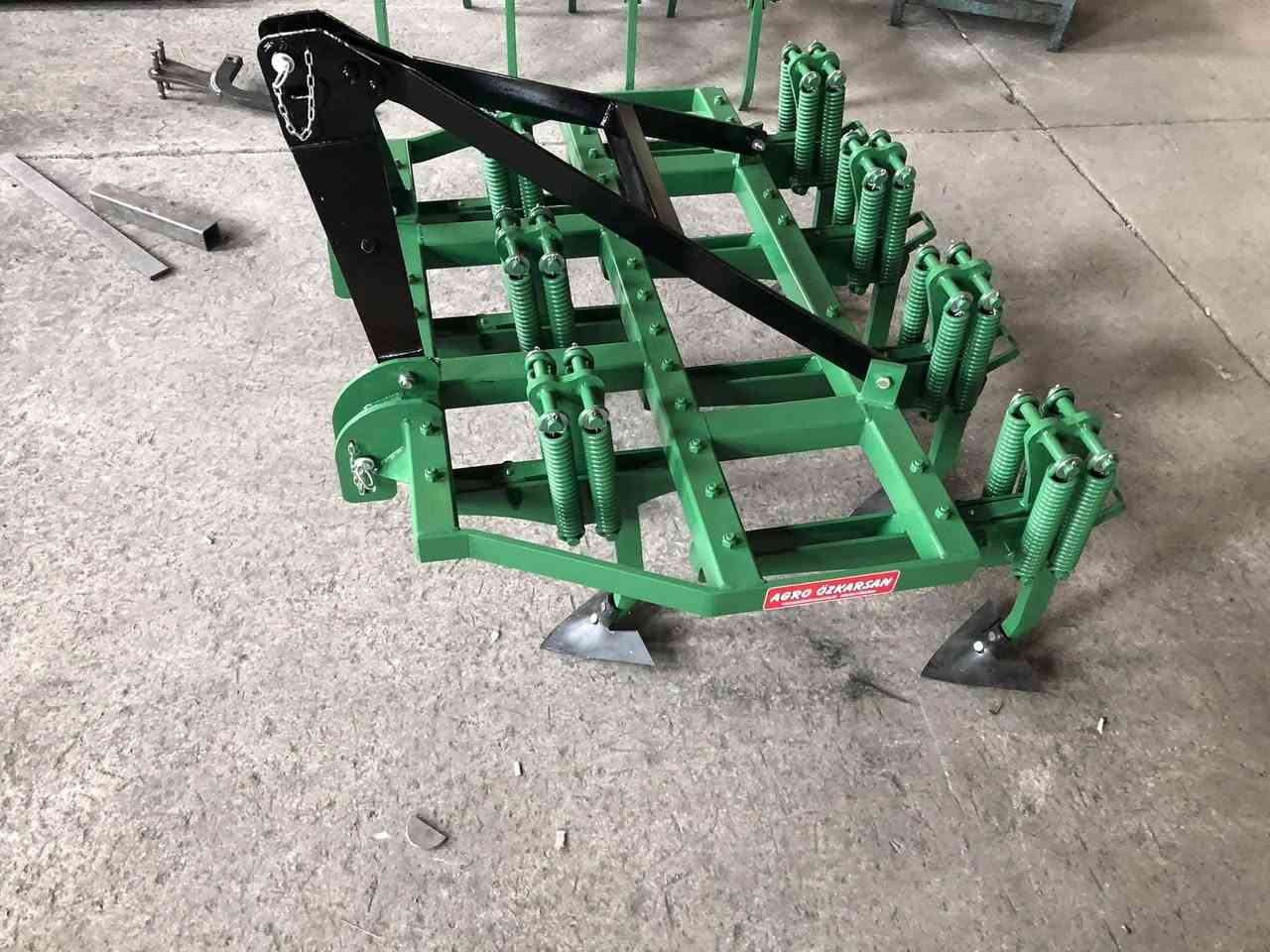 شركة  العريان  لتجارة  الأدوات  الزراعيه
تركيا 🇹🇷 قونيا  العراق 🇮🇶  موصل 
الموقع موصل القوسيات قرب محطة تعبية العوف 
***********
