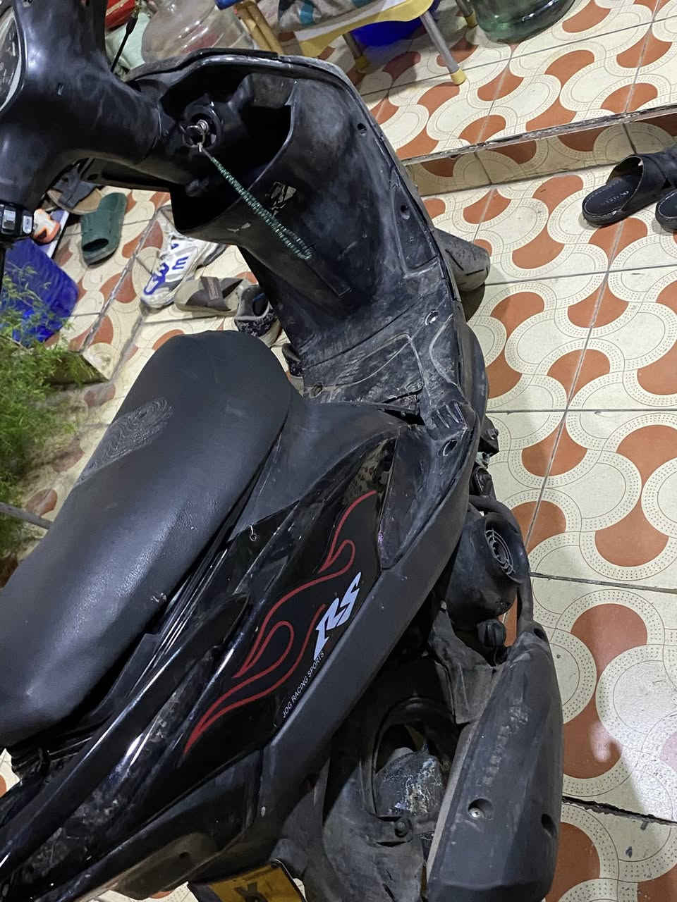 سلام عليك دراجه ماكس دراجه نضيفه وخير من الله دراجه كامله كصته ومازدته موجودات بس أتعاجز اشدهن و بيه الاستيك ولف دراجه الصبح من اشغله أتبخر تبخير خفيف 5دقايك وتكطع رايده  500 وبيه مجال بصيط ***********
