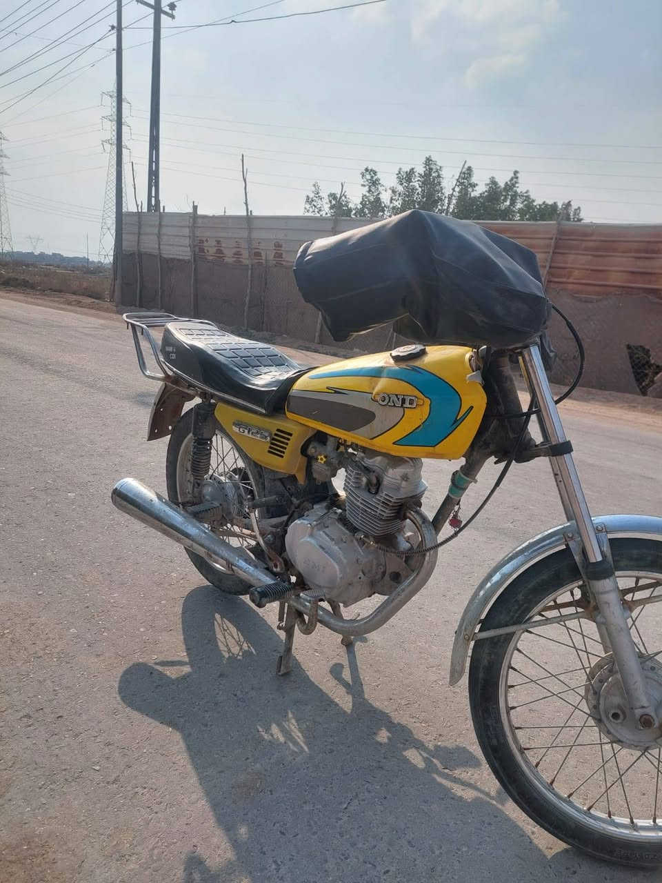 السلام عليكم
أيراني للبيع محرك NMl نامه 

أدوات مكفولة عشائريآ الدراجه بيها بداية خيط تبخير يرادلها ترتيب شويه النضافه كدامكم سعرها 300 وبيها مجال  المكان البصرة كرمة علي


**إذا كنت صاحب هذا الإعلان وتريد حذفه لأي سبب، رجاءا أرسل رسالة إلى الدعم الفني**