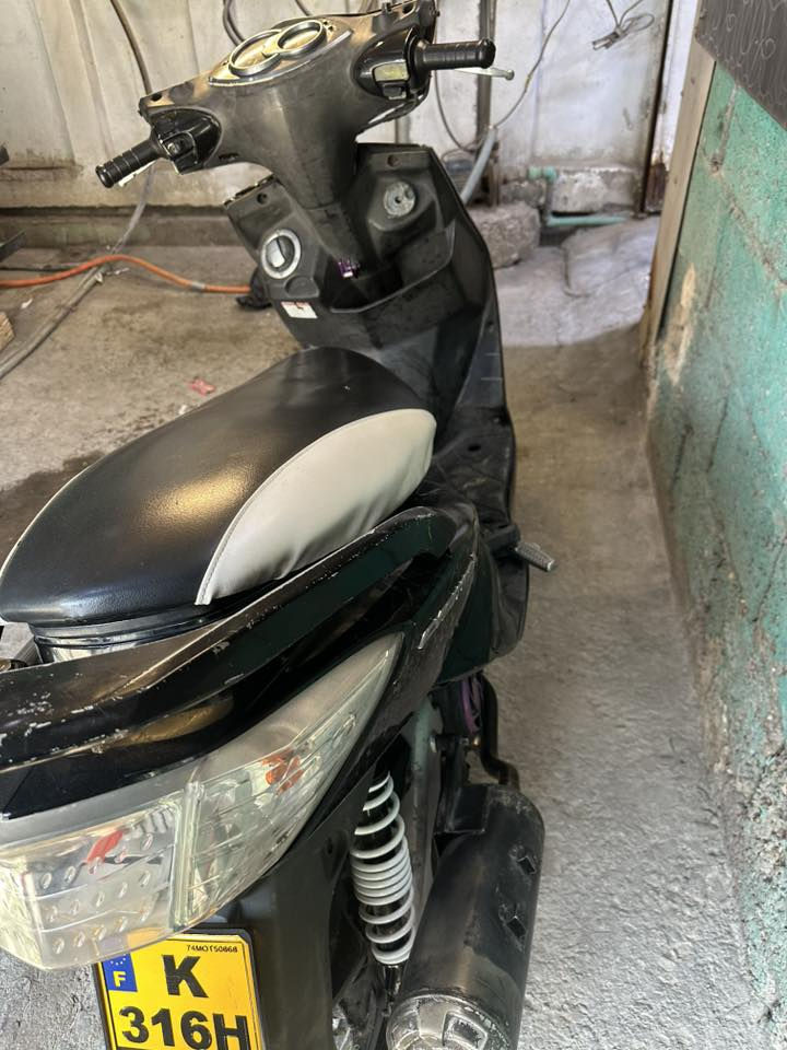 سلام عليكم سكنس فحل للبيع بوشة ٥٨ دراجة نضيفة طلاعات قبق نفخ صالنصة صجميةسعرهة ٧٠٠ وبيهة مجال حك الجية العنوان بغداد الأمين الثانية مابيهة نقص التواصل ***********
