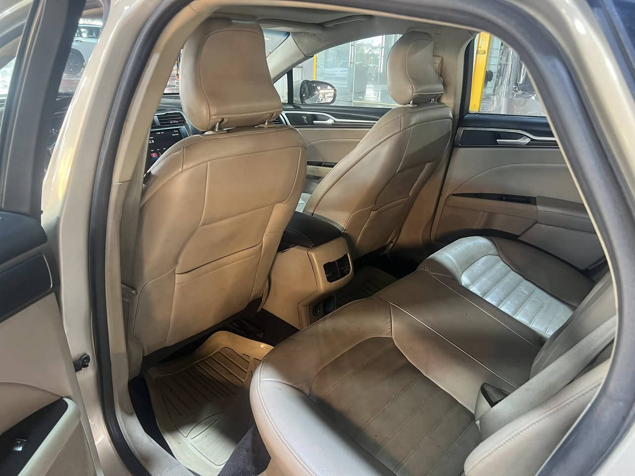 فورد فيووژن موديل 2017 فول مؤسفات تيتانيوم مكينة 20 توربؤ ٤بارچةي هةية سعري ٩٨وةرقة    ***********
