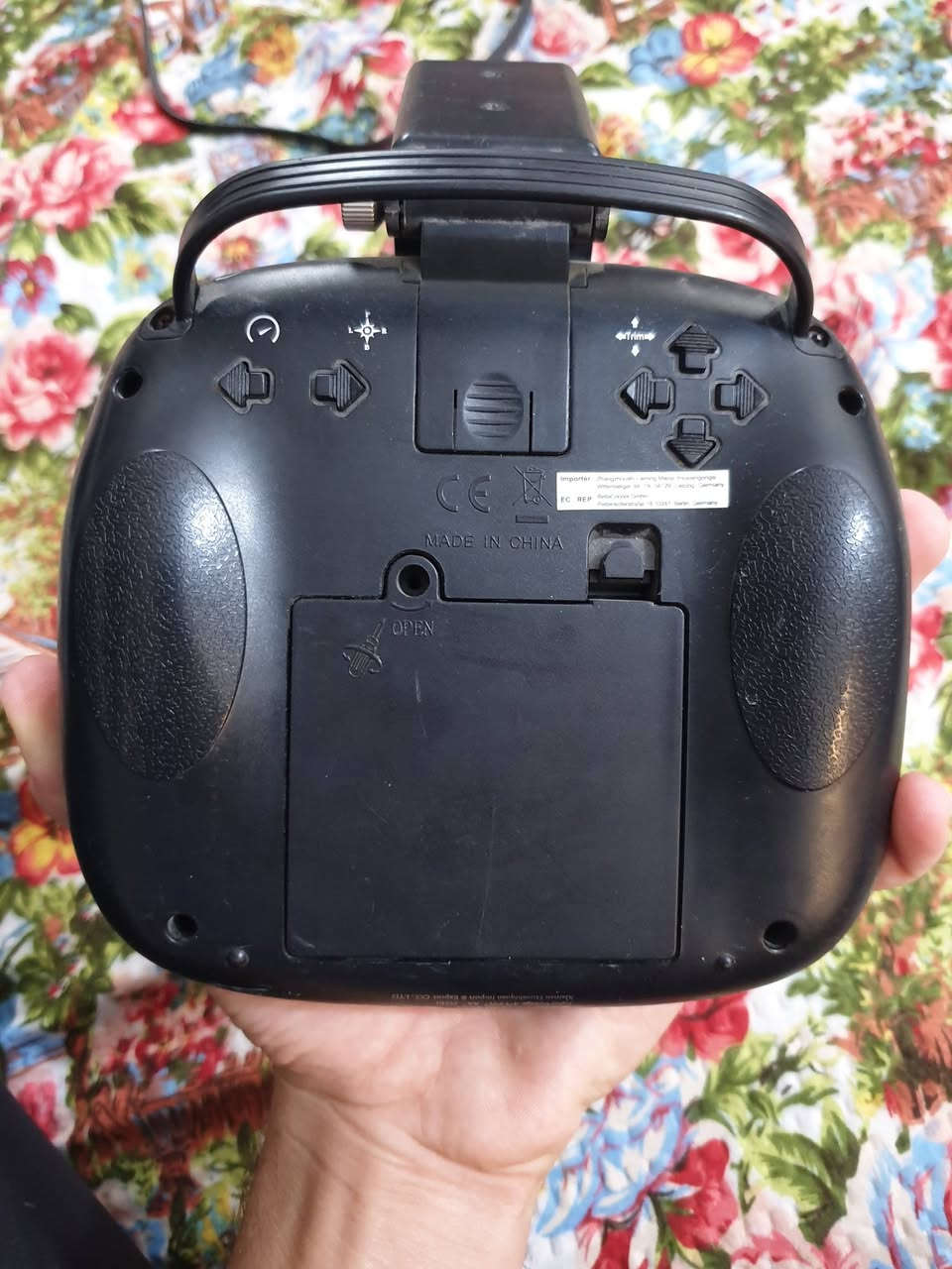 جويستك خاص بتعليم الدرون على حاسبة يعني تربطها على حاسبة وتعلم شلوت طير تدعم جميع تطبيقات بس ١٣ الف شامل توصيل


**إذا كنت صاحب هذا الإعلان وتريد حذفه لأي سبب، رجاءا أرسل رسالة إلى الدعم الفني**