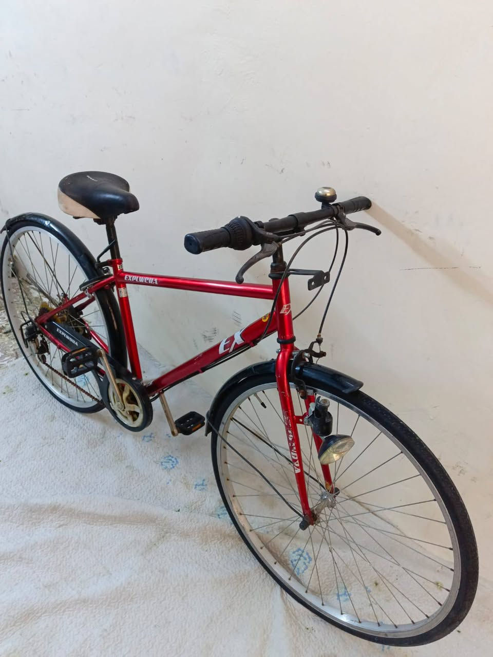 السلام عليكم 🖐
للبيع فقط 🤝
 
ماركه   E X👍 

بايسكل  نوع c700 حديث موديل 2019ياباني 💪

ابريك امام خلفي مضبوطه👍

نظيف جدا 

حاويه غير مستخدم بالعراق

مكينه 1/6كير شاشه 

خفيف جدا وسريع ✈

جاهز اي عطل مابي👍🏻

حجم 27 C700

سرج رياضي طبي

ويلات المنيوم 

مكينه شيمانو 
 عگرب شيمانو
اطارات جدد

👈السعر  90👉🙏وبي مجال 

العنوان :
👈بغداد فلكه حي النصر 👉

❌لا يوجد توصيل🛻❌
 
نعتذر عن المراوس🚲🙏❤


**إذا كنت صاحب هذا الإعلان وتريد حذفه لأي سبب، رجاءا أرسل رسالة إلى الدعم الفني**