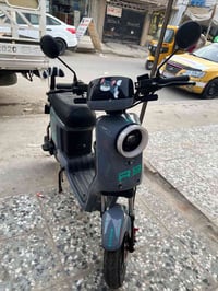 R9 • نظيفة • بطاريات 5
