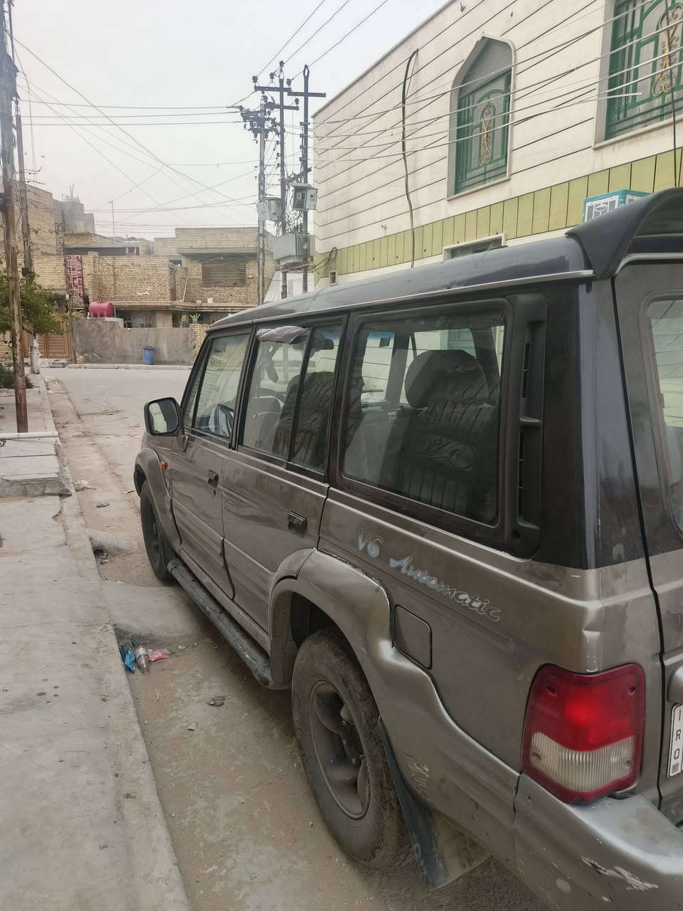 سلام عليكم كالوبر موديل 2002 كير ومحرك ابلاد كير اوتو ماتيك سياره مكفوله كفاله عامه اي نقص ما بيهة السعر60وبيه مجال مكانهة بغداد مدينة الصدر للتواصل***********
