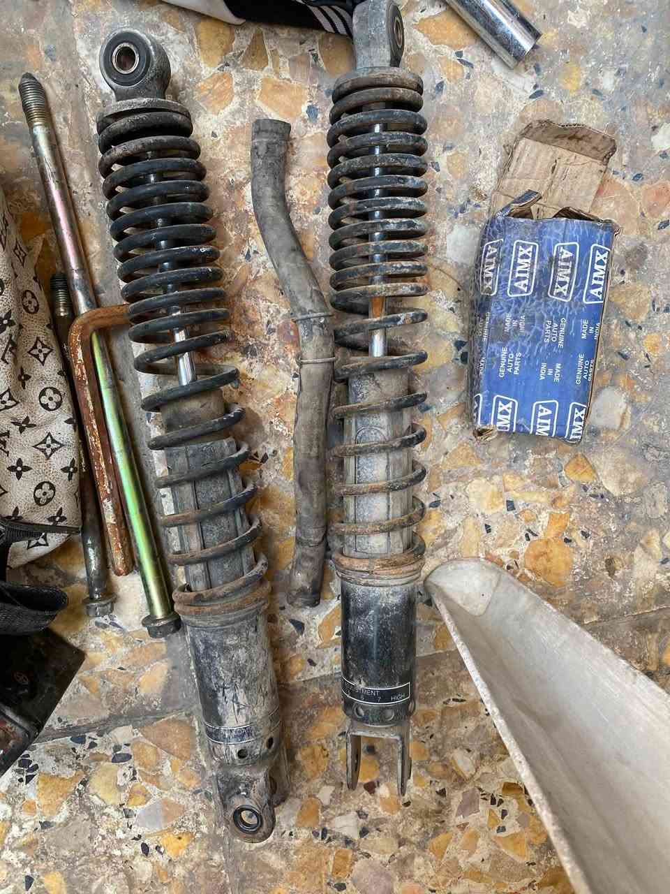 السلام عليكم
غراض فورزه تفصيخ اسعار مناسبه 
بغداد الدوره ***********
