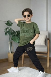 ملابس أطفال • درزن