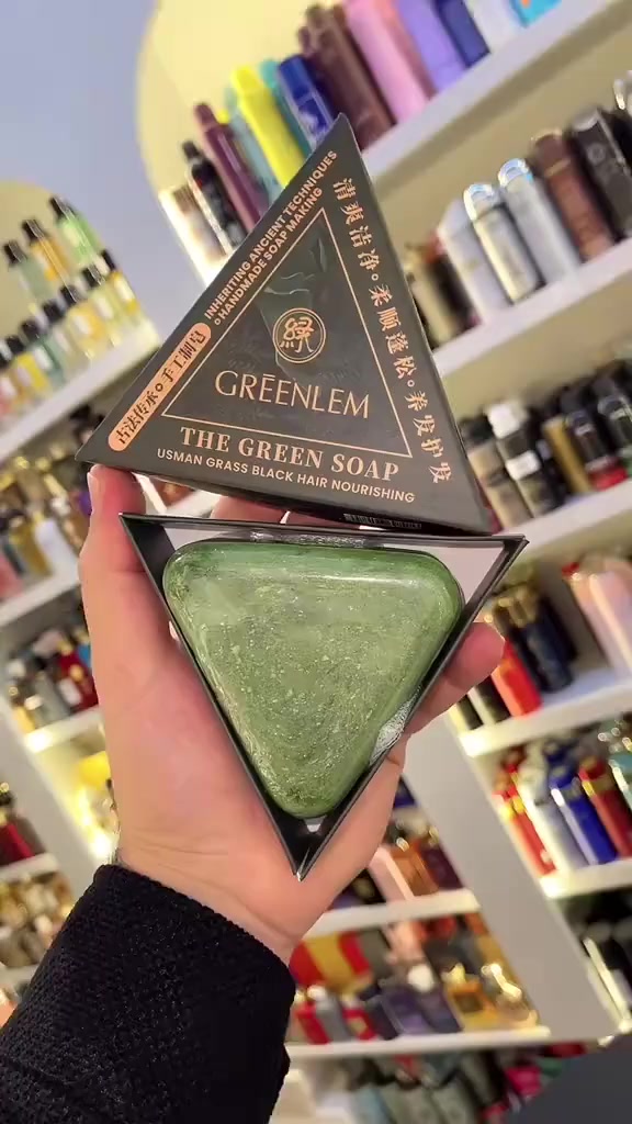 هلو حبيبي عندج فراغات بمقدمة شعرج وتساقط وتردين علاج بسعر كلش مناسب حل يمي صابونة Nature Seven Green Herbalهي قالب شامبو صلب مصنوع من خلاصة الأعشاب الطبيعية. تساعد على تنظيف فروة الرأس بعمق، تغذية الشعر من الجذور، تقليل القشرة، ومكافحة تساقط الشعر.
المكونات: تحتوي على مكونات عشبية. بسعر 18 ألف وتوصيل مجاني فقط ح يستمر عرض طيلة شهر رمضان المبارك لحكي على عرض عليج بس اكتبي تم يوصلج باب بيتج 🌚❤‍🔥


**إذا كنت صاحب هذا الإعلان وتريد حذفه لأي سبب، رجاءا أرسل رسالة إلى الدعم الفني**