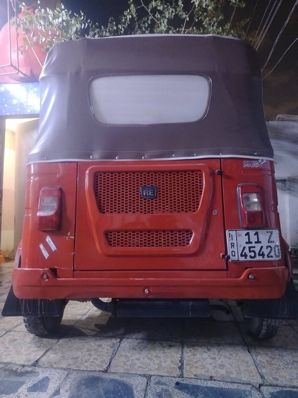 السلام عليكم تكتك كفاله بس بل لغد مسويهه بسمي تحويل ثاني يوم السعر 8200 الهاتف ***********
