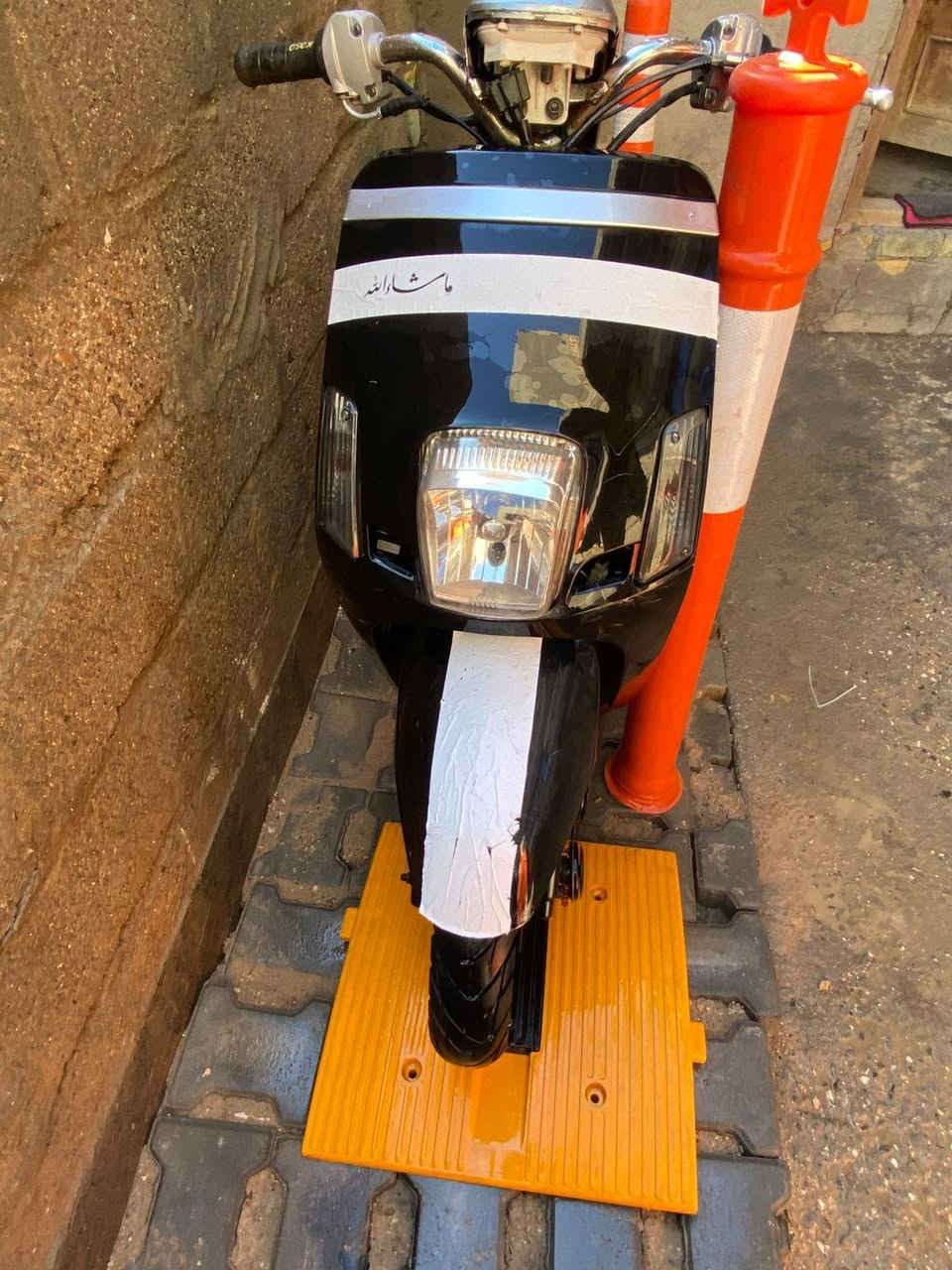 دراجه بوليسي نل بيع كهربأيات شغاله محرك ما مفتوح ضفيرة جديده منطقه البصره مناوي الجم رقم هاتف ***********
