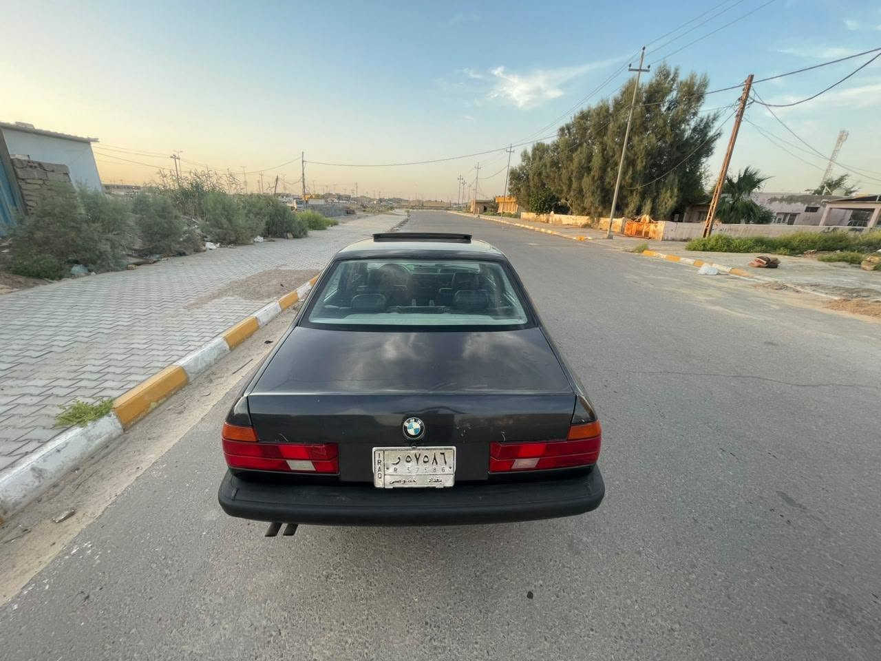 السلام عليكم بي ام لبيع مكان واسط رقم بغداد تبريت شغال سياره غاز بانزين سياره جديده موديل 1989تحويل مباشر سعر 40بيه مجال قليل ***********
