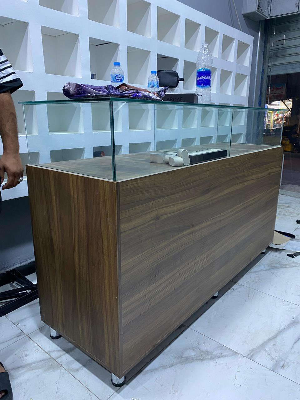 فاترينات عدد 2 فوول وثكيلات مع جام بماده 
العنوان بغداد الوشاش ***********
