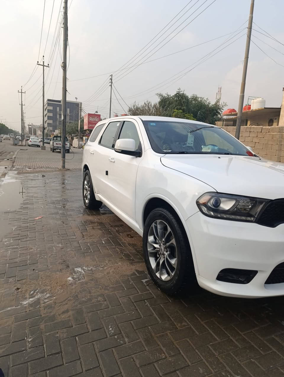 السلام عليكم
دورنكو 2019GT  وارد رقم بصرة الماني محرك 3600 كير طيارة مواصفات GTمعروفة 
حادث كلش بسيط دعامية خلفية فقط حسب الفحص والتقرير وجود بارد كلش بسيط أسفل باب السائق 
البيع او مراوس بسيارة أقل لان محتاج فرق اي سيارة تناسبني عنوان السيارة البصرة شط العرب سعر 245 شراي يتصل ***********
