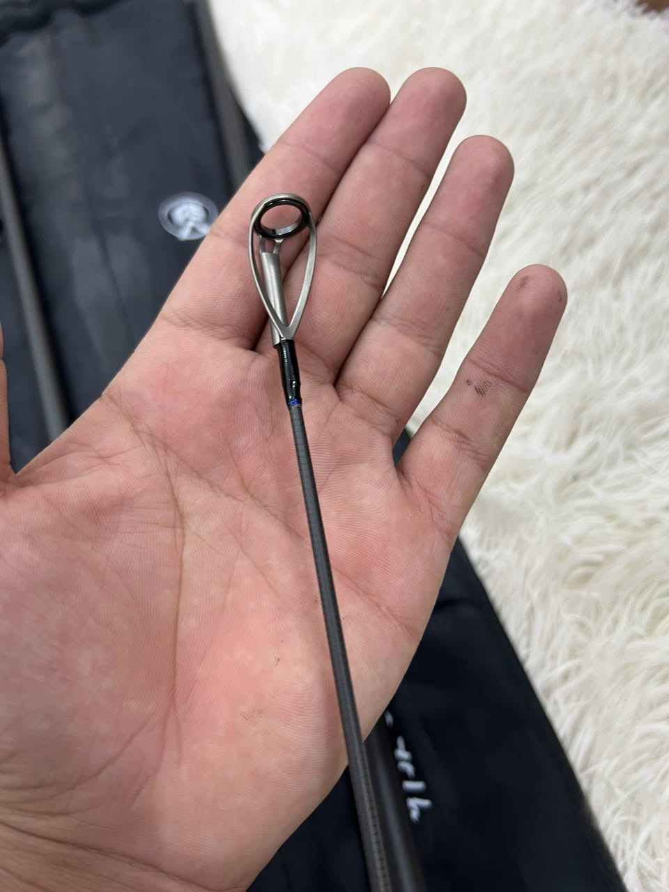 متوفر الوحش الكارب  الفخامه ول كاربون فول


**إذا كنت صاحب هذا الإعلان وتريد حذفه لأي سبب، رجاءا أرسل رسالة إلى الدعم الفني**