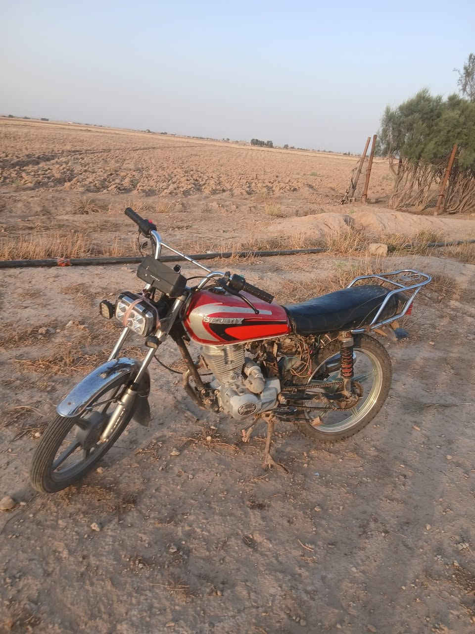 دراجه جني موديل ٢٠/١٩
سعره ٢٧٥ وبي مجال *********** مكانك تكريت حي الناعمه
