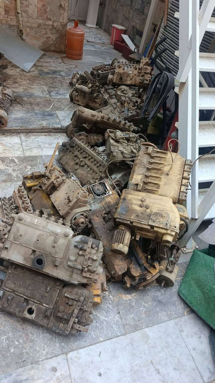 🚨 فرصة قوية للتجار وأصحاب محلات الديزل 🚨
🔥للبيع بمبات/مضخات ديزل🔥كمية كبيرة توصل حوالي 1500 قطعة/أنواع ومناشئ مختلفة (أمريكي$ إنگليزي$ياباني$روسي$فرنسي$ وغيرها)
➕ سبير بارت + نوزلات + گايدات + عدد ديزل +انجكترات
✅ خصم خاص للكميات والجملة
📞 للتواصل: ***********
 ***********
الحاج صادق ابو زهراء
📍 الموقع: (بغداد/الوزيرية)
