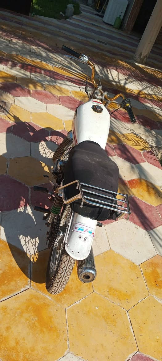 السلام عليكم
درجه للبيع بدون اوراق السعر 180 الف وبيها مجال 
رقم***********
