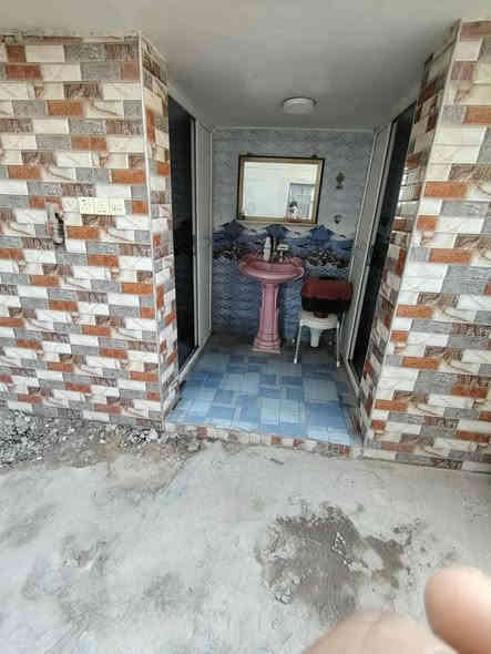 سلام عليكم 
بيت للبيع المساحه 400/ متر 
طابو زراعي سند 25 الموقع قرب شريف بنت الحسن يبعد عن شريف 200/ م الموقع جدا راقي 
للاستفسار 
الشراي يتفضل *********** خاص جنس العقار سند ٢٥
