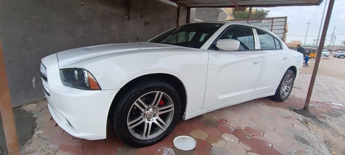 جارجر موديل 2013 اربيل جاهزه مابيه نقص بدون صبغ مكاني ذي قار بأسمي  السعر 175 للتواصل ***********
