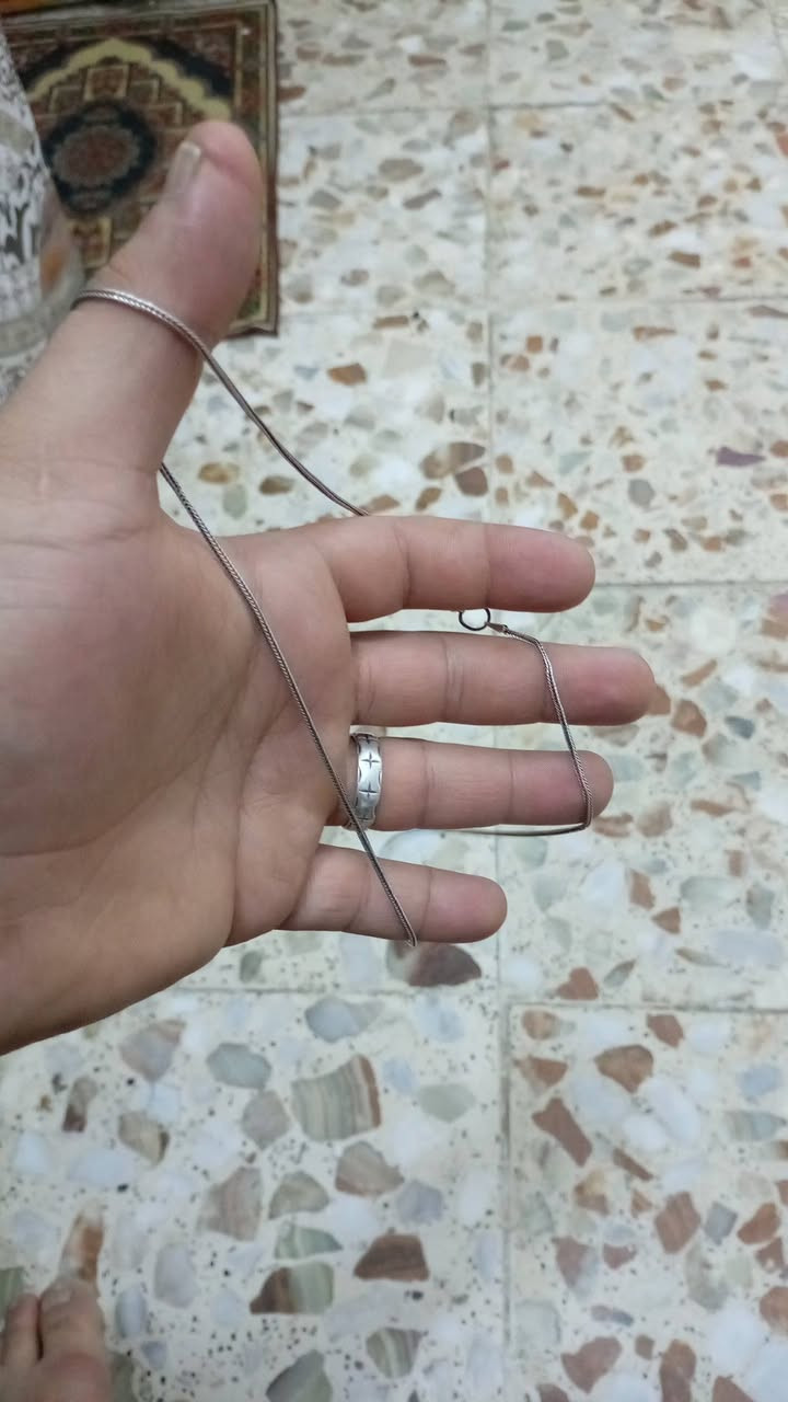 فضة اصلي ٩٢٥ ناعم لامع جان بي ختم إيطالي انكطع وضاعت وخليته حديد مؤقته
٤٥ الف رايده


**إذا كنت صاحب هذا الإعلان وتريد حذفه لأي سبب، رجاءا أرسل رسالة إلى الدعم الفني**