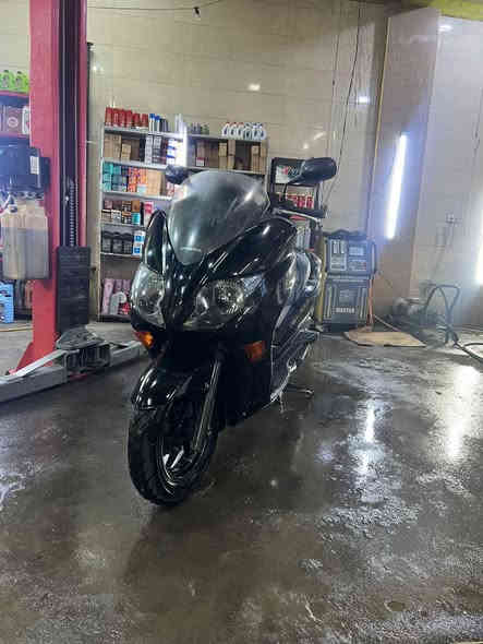 السلام عليكم 
فورزا 0/10
للبيع الدراجه جديده بعدها 
السعر ١٥$ 
للاستفسار ***********
