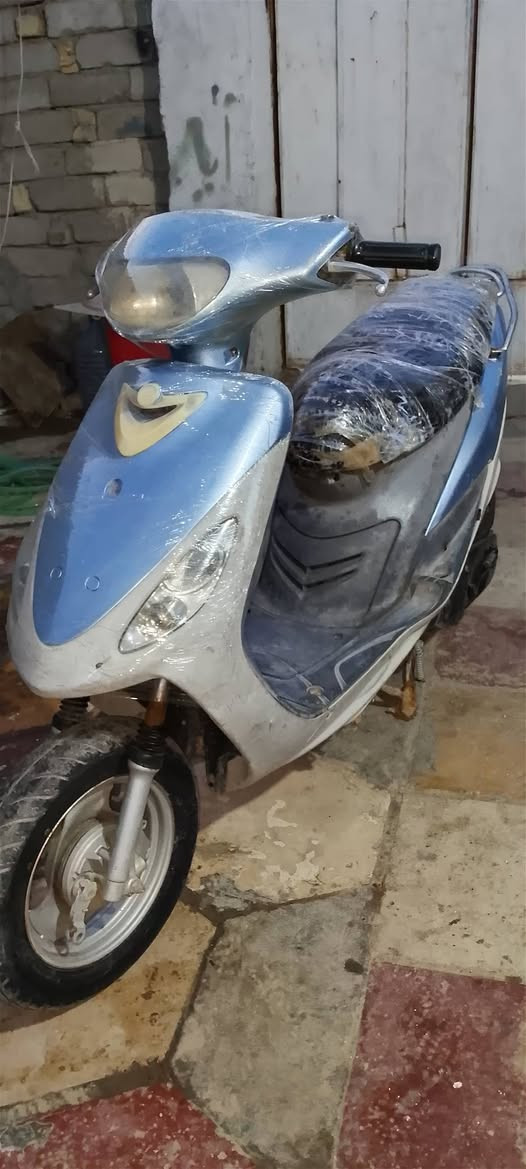 دراجه ماكس منغولي كهربائيات كامله سلف شغال هندر شغال دراجه جاهزه بيها خيط تبخير اگزوز رياضي السعر ٤٠٠ بيها مجال قليل اتصال على الرقم ***********
