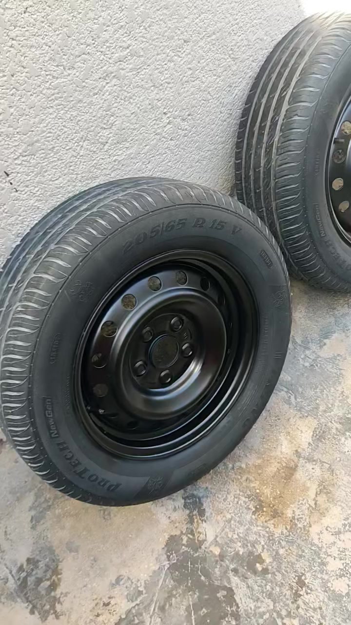 يا الله السلام عليكم تخم ويل حجم 15 نضيفات وتخم تاير زوج نضيف وزوج تعبان مكاني كربلاء السعر 200 وبيهن مجال اتصل وتدلل ***********
