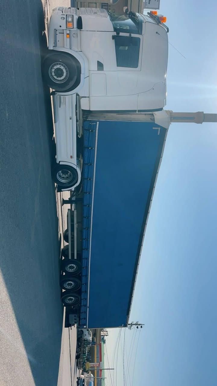 سكانيا بومه موديل 2017 دغداغ  فول مواصفات رتايدر كامره حساس ثلاجه داخلي دبل منامي حجم  مكينه 450ار سوبر عادي المرغوب عربانه شمتز جادر مسرحي السياره مكفوله كفاله عامه ماشيه 800الف السياره مرقم اربيل بسمي تحويل وكاله نفس الوقت  تخم تاير جديد السياره مكانها اربيل السعر المطوب 420ومجال رقم الهاتف ***********/***********واتساب اثير
