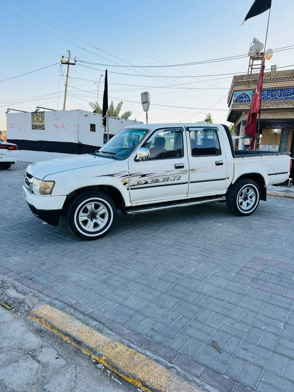 سلام عليكم
أخوان مكلف بالنشر 
سيارة دير موديل 2009
سيارة جاهزة مال جناي 
رقم مثنى انكليزي 
السعر 40 وبيها مجال 
مكان السيارة السماوة الهلال 
***********
