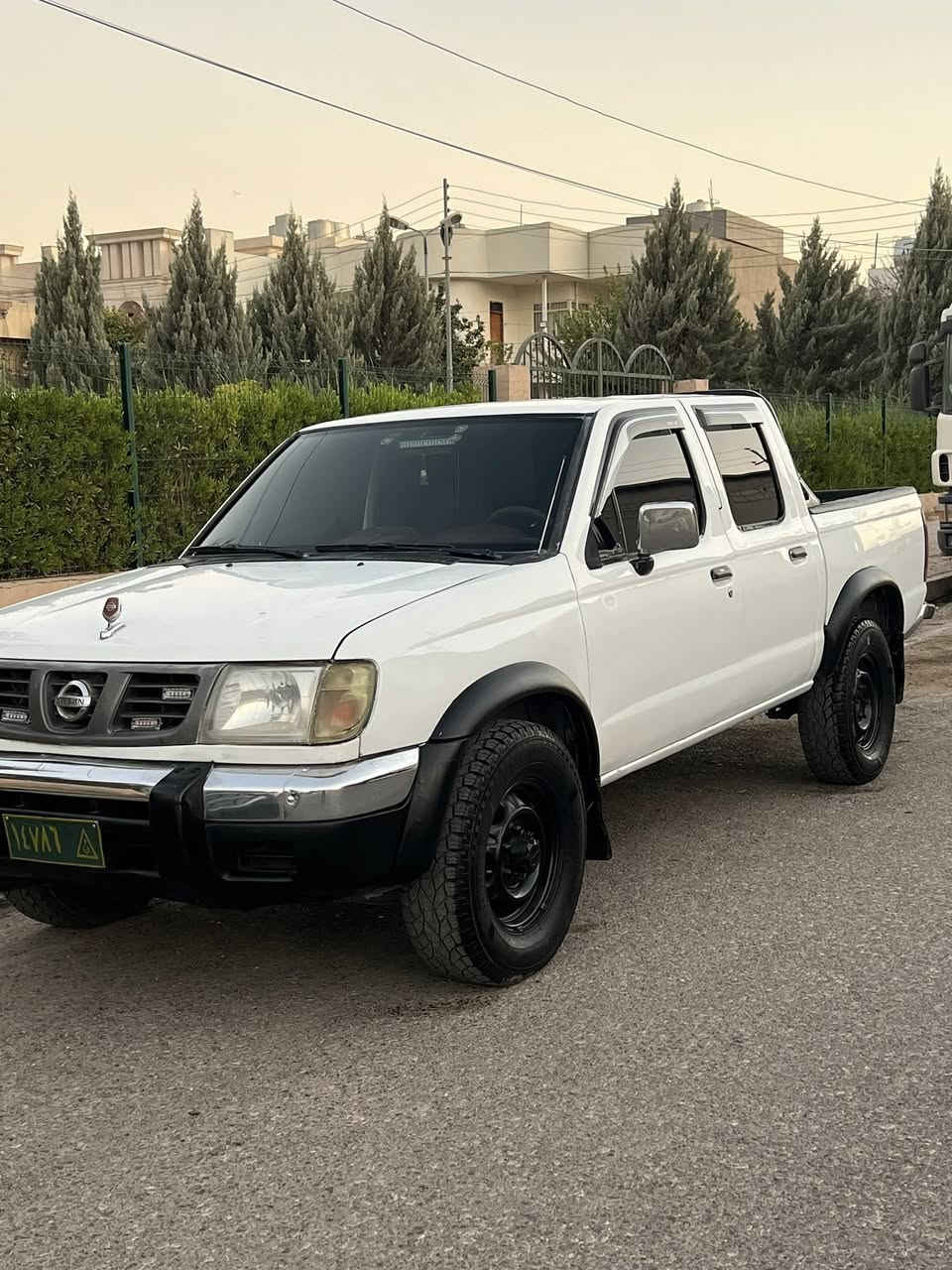 نيسان ٢٠٠٥ناو سور دەبل ئەکسل گێڕ مەکينە کارەبایی بەشەرت سەیارەکە علوجە مالي مەدەني بەشەرت پێشو دواوەي هيجي نيە لەقەلبي جێ جێ سبوغي هەيە بەلام بەعام دەيفرۆشم وەر نەگەراوە بەشەرت نرخ 70گەلاو کەمێک مەجال شوێن هەولێر 
0750 4875025
